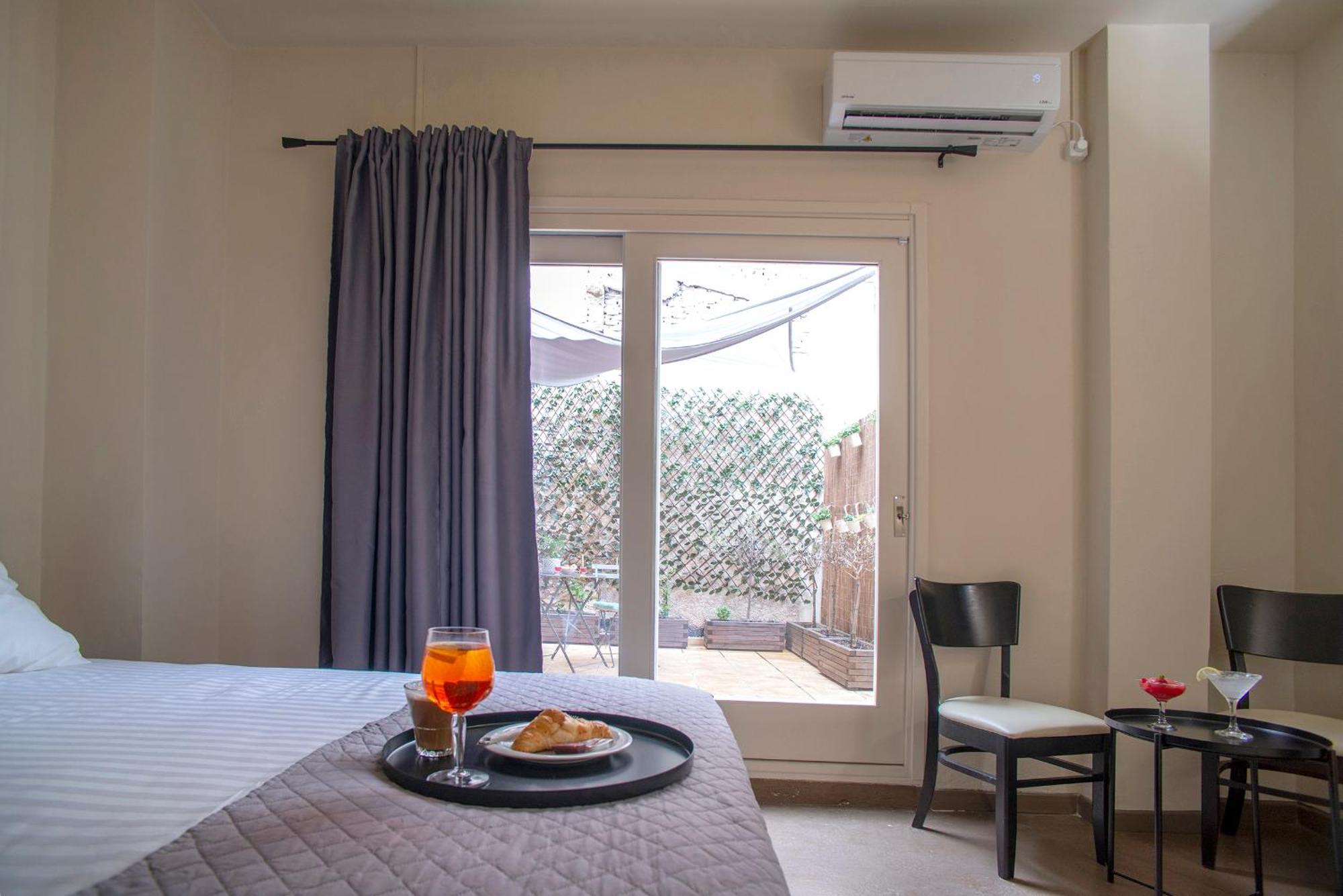 Ancient Agora Plaka Hotel เอเธนส์ ภายนอก รูปภาพ